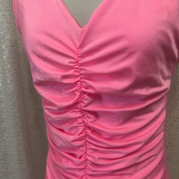 Hot Miami Styles Ruched Pink Mini - Picture 2 of 4